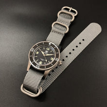 Load image into Gallery viewer, SteelDive New Arrival Diving Watch 2020 NH35 Sapphire 316L Stainless Steel Dive Watches For Men 300M Waterproof Automatic Watch