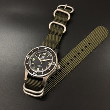 Load image into Gallery viewer, SteelDive New Arrival Diving Watch 2020 NH35 Sapphire 316L Stainless Steel Dive Watches For Men 300M Waterproof Automatic Watch