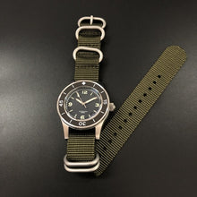 Load image into Gallery viewer, SteelDive New Arrival Diving Watch 2020 NH35 Sapphire 316L Stainless Steel Dive Watches For Men 300M Waterproof Automatic Watch