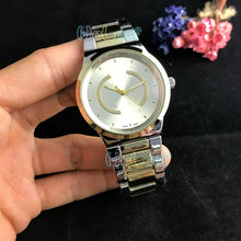 Load image into Gallery viewer, NEW Luxury Fashion Women Watches Silver Gold Round Stainless Steel Band Quartz Watch Female Clock Montre Femme Relogio Feminino
